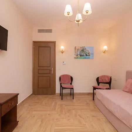 Apart-hotel Zante Holidays